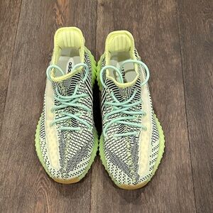 Adidas Yeezy boost 350 YEEREE Sneakers